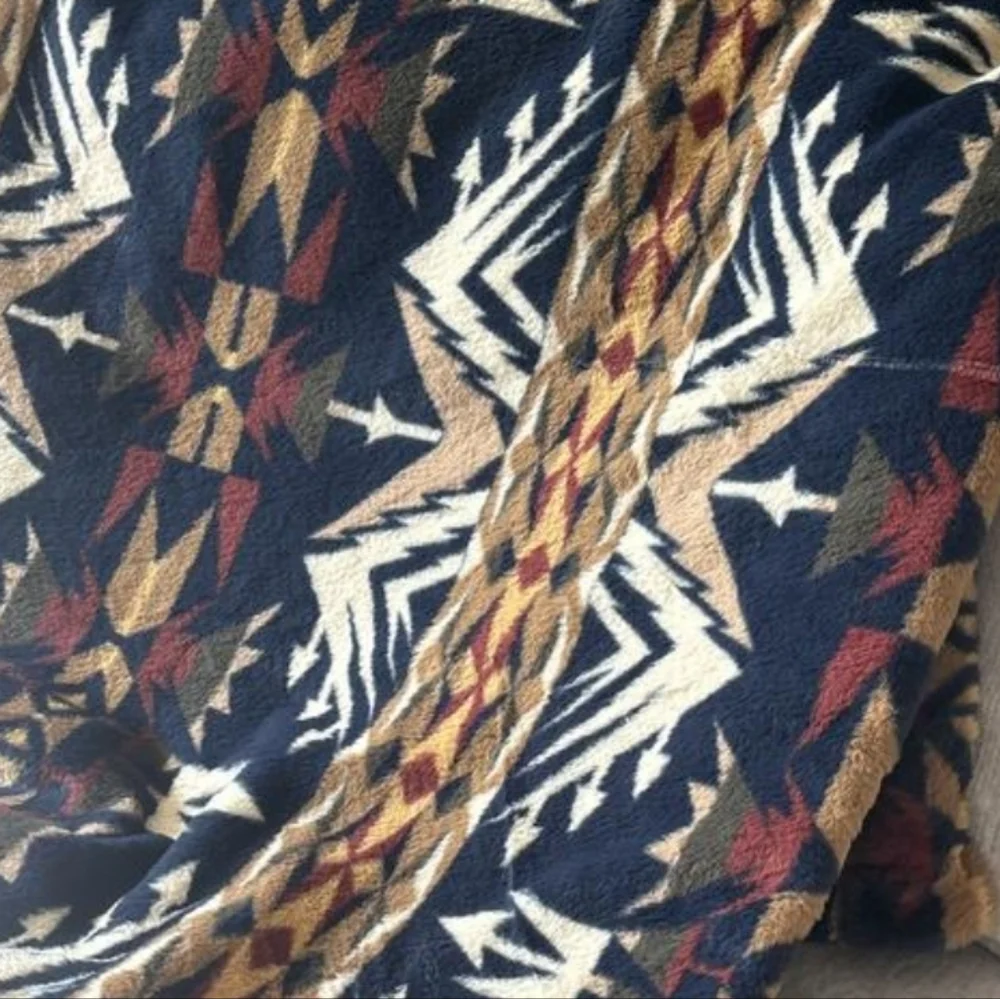 Pendleton Faux Fur Luxe Blanket, New